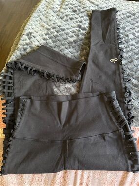 ALO Yoga Black High-Rise Leggings with Lattice Side Trim